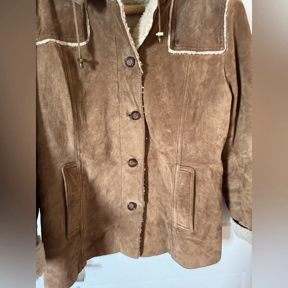 Danier leather jacket - Picture 2 of 7